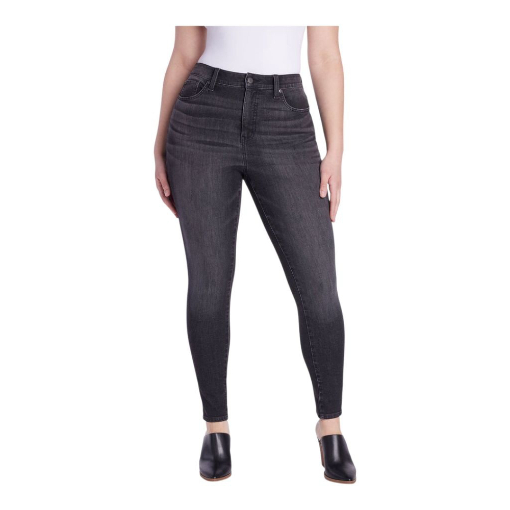Time and Tru NWT High Rise Curvy Skinny Core Denim Jeans in Black